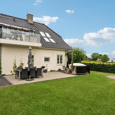 2 Bedroom Awesome In Hejls